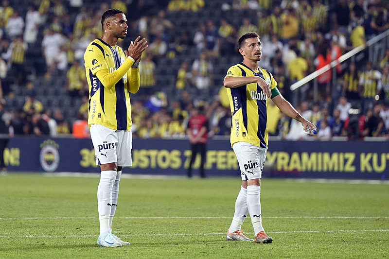 Fenerbahçe’de Alexander Djiku’nun son durumu belli oldu! İşte sahalara dönüş tarihi