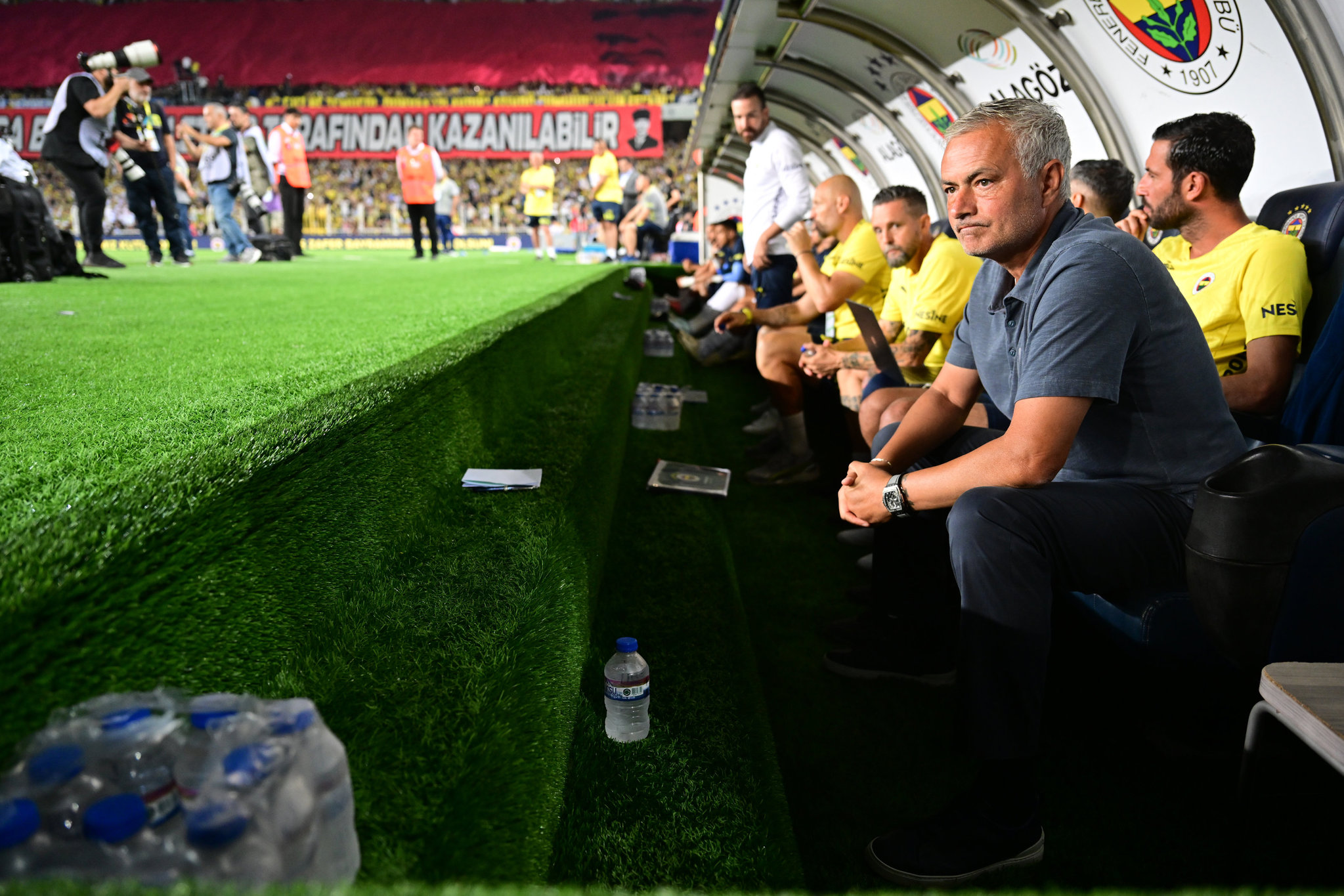 Eski Galatasaraylı yıldız Fenerbahçe’ye! Bu transfer Osimhen’i unutturur