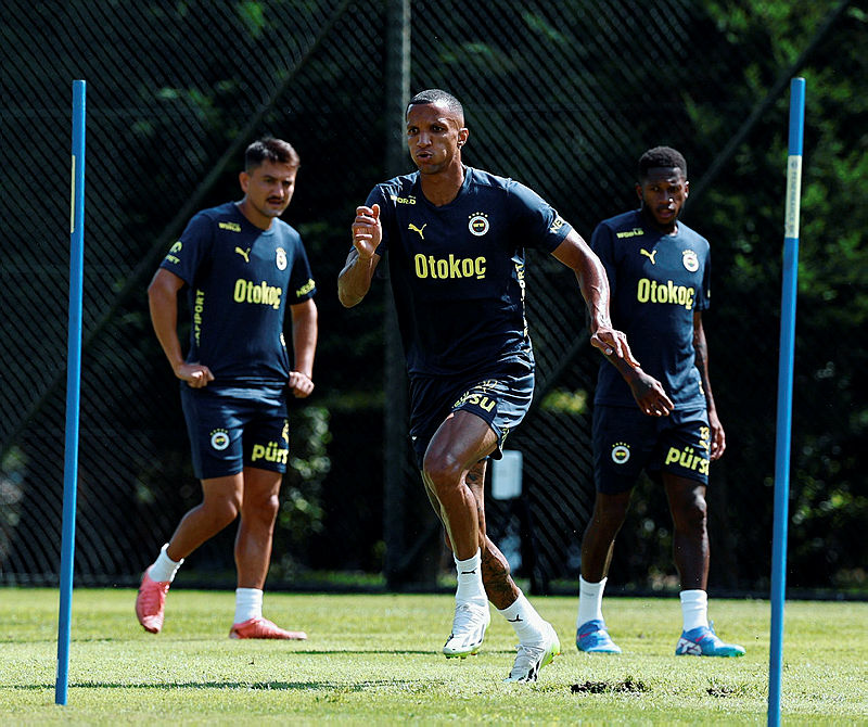 Fenerbahçe’den 23’lük yıldız için dev transfer teklifi!