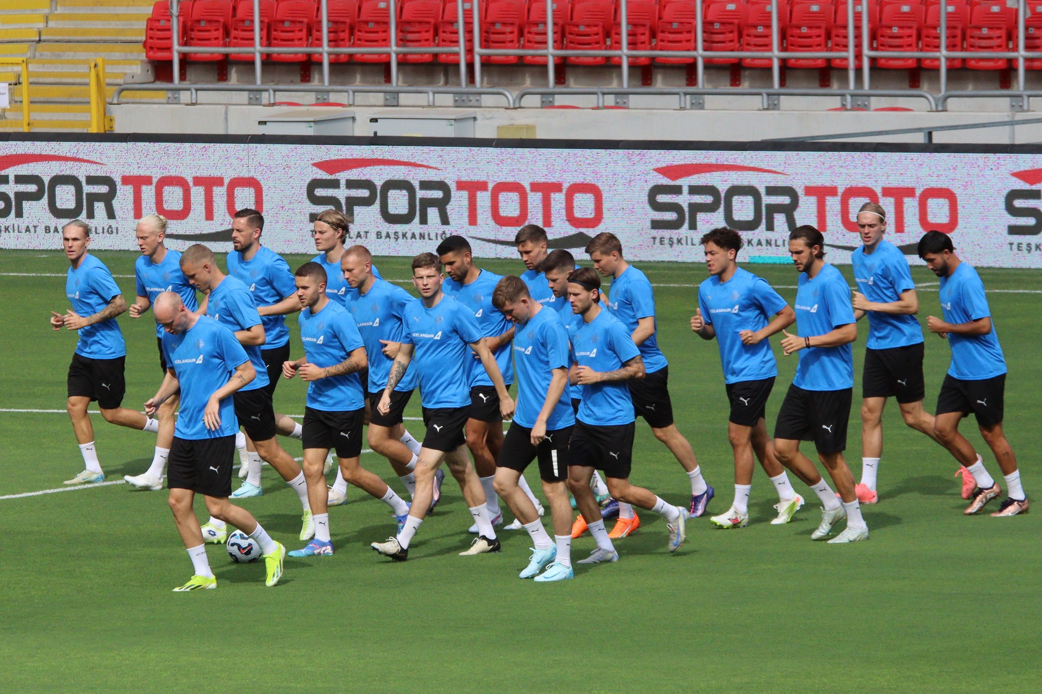 A Milli Takım İzlanda maçında galibiyet peşinde! İşte Vincenzo Montella’nın muhtemel 11’i...