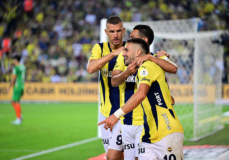 TRANSFER HABERİ | Fenerbahçe’den geleceğe yatırım! Rekor bonservis kazandıracak