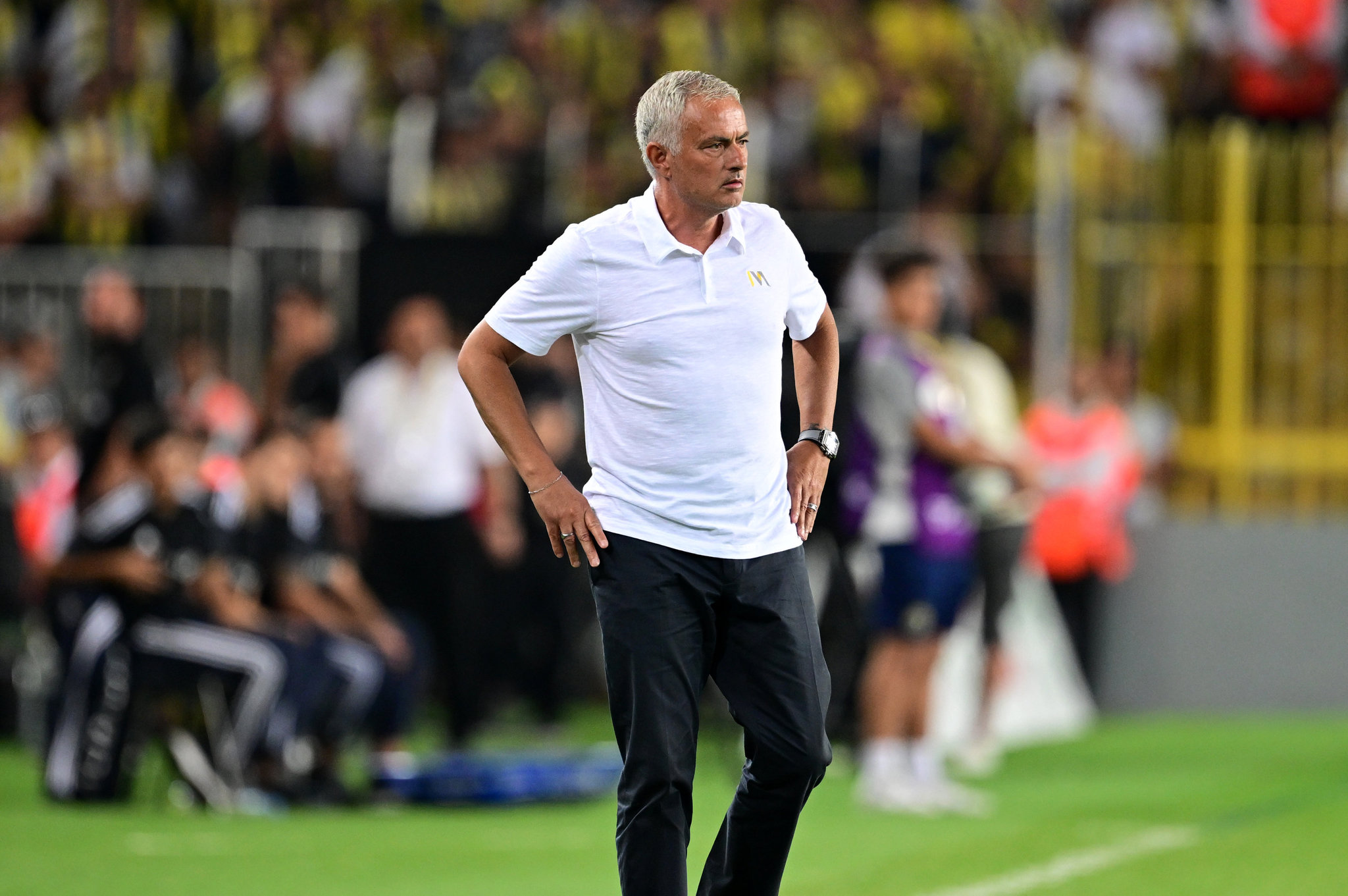 Fenerbahçe’den Galatasaray’a Nicola Zalewski çalımı! Jose Mourinho devrede