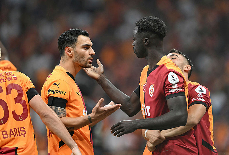 TRANSFER HABERİ | Performansıyla herkesi kendine hayran bıraktı! Avrupa devleri Galatasaraylı yıldızın peşine düştü