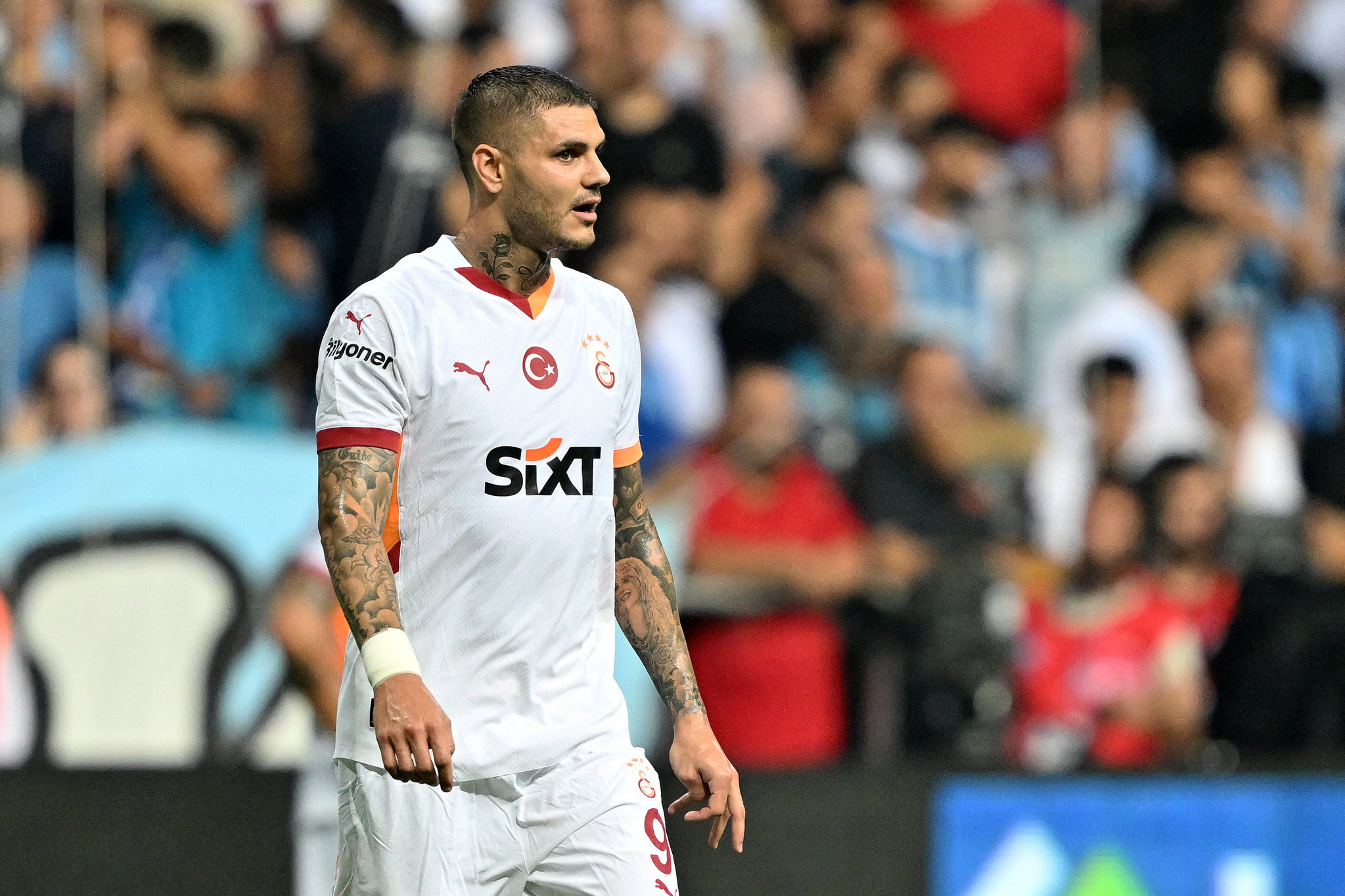 GALATASARAY HABERİ | Mauro Icardi gözüne Fenerbahçe’yi kestirdi! Okan Buruk’la özel görüştü