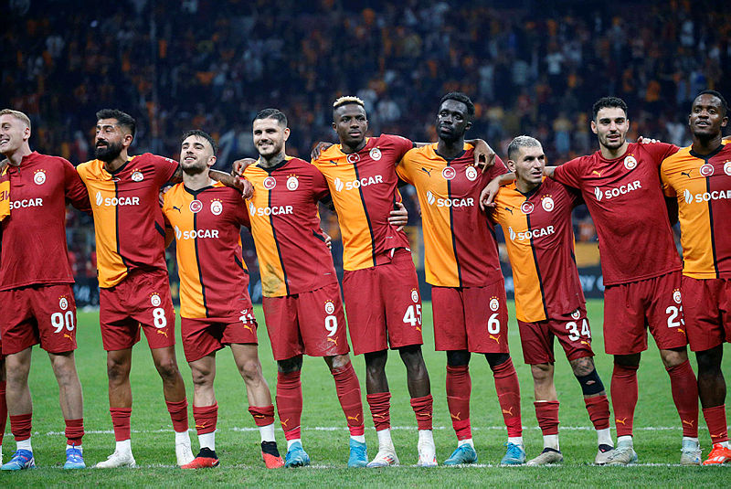 GALATASARAY HABERLERİ | O yıldız PAOK maçında Okan Buruk’u çıldırttı!