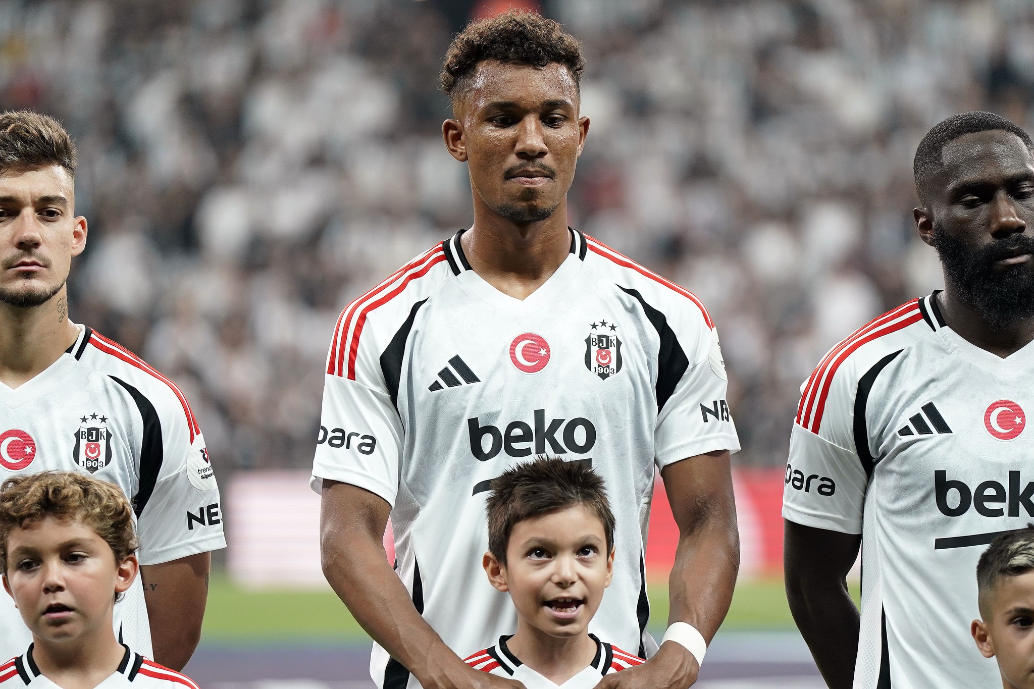 Beşiktaş’ta flaş Ernest Muci gerçeği! Neden kesik yediği belli oldu