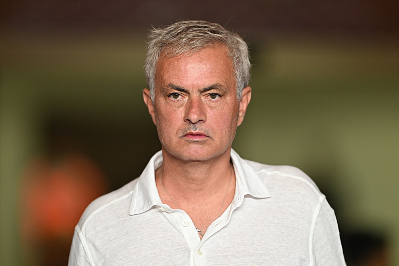 FENERBAHÇE HABERLERİ - Dünya basını Jose Mourinho’yu konuşuyor! Ensantrik bir davranış