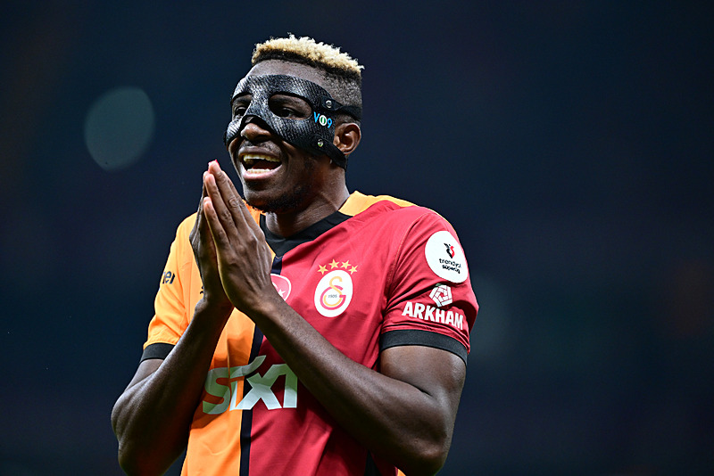 GALATASARAY HABERLERİ - Victor Osimhen transferi yılan hikayesine döndü! Ayrılık...