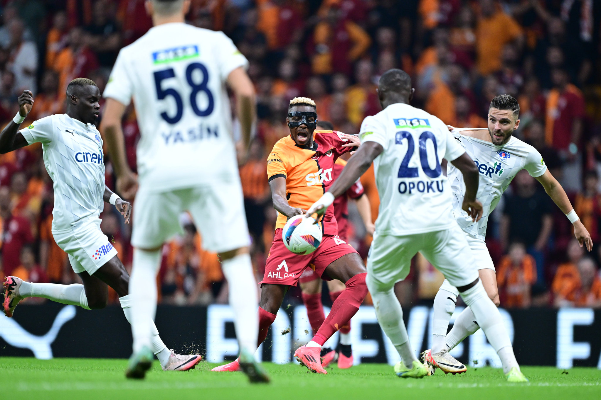 GALATASARAY HABERİ: Osimhen için şok sakatlık iddiası!