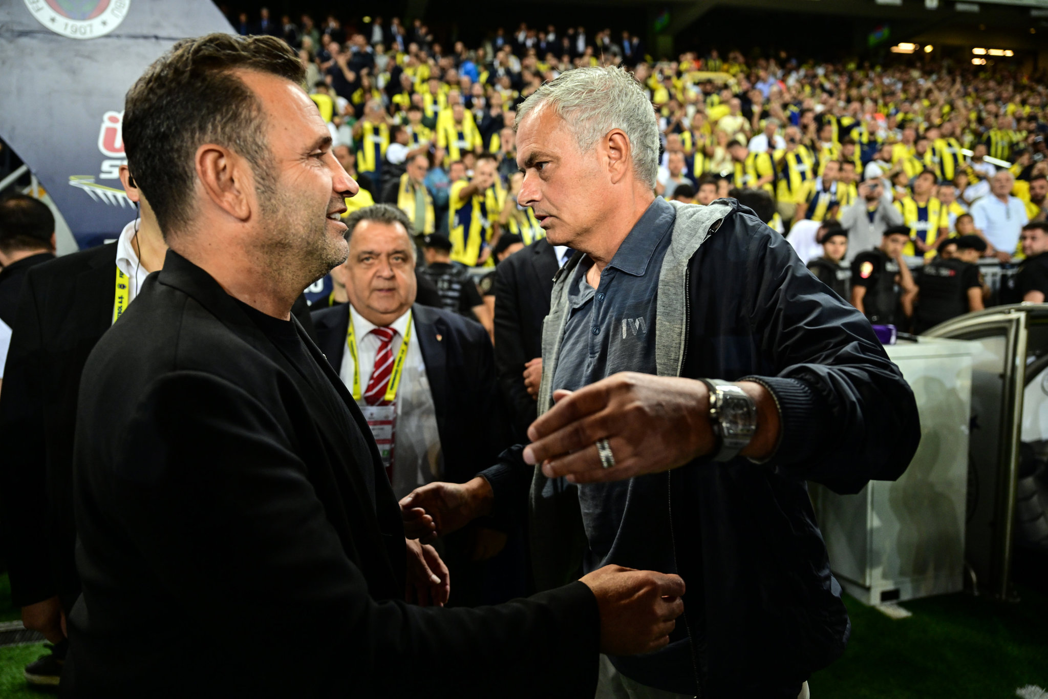 TRANSFER HABERİ: Fenerbahçe’de Mourinho endişesi! Yeni takımı...