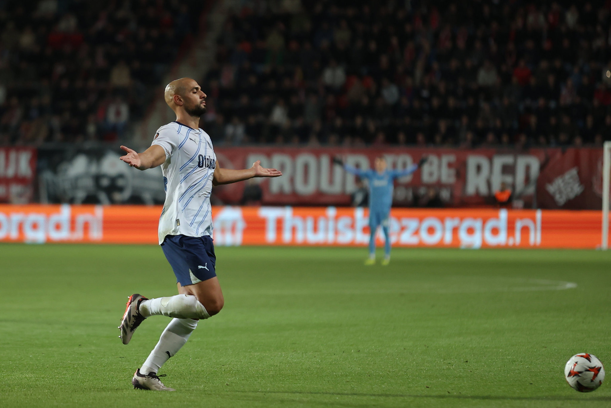 FENERBAHÇE HABERİ: Mourinho’dan flaş Amrabat kararı! Twente maçı sonrası...