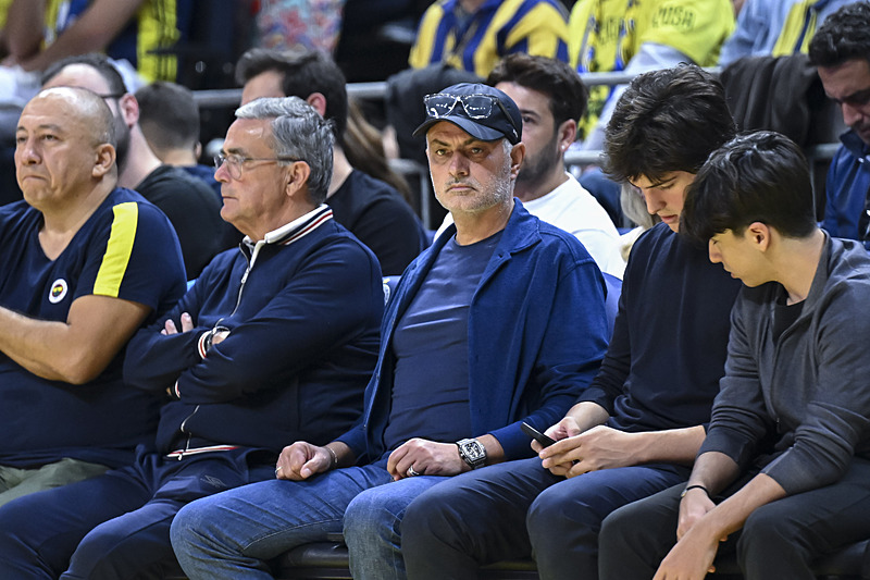 Fenerbahçe’de Jose Mourinho gelişmesi! Takımdan ayrılacak mı?