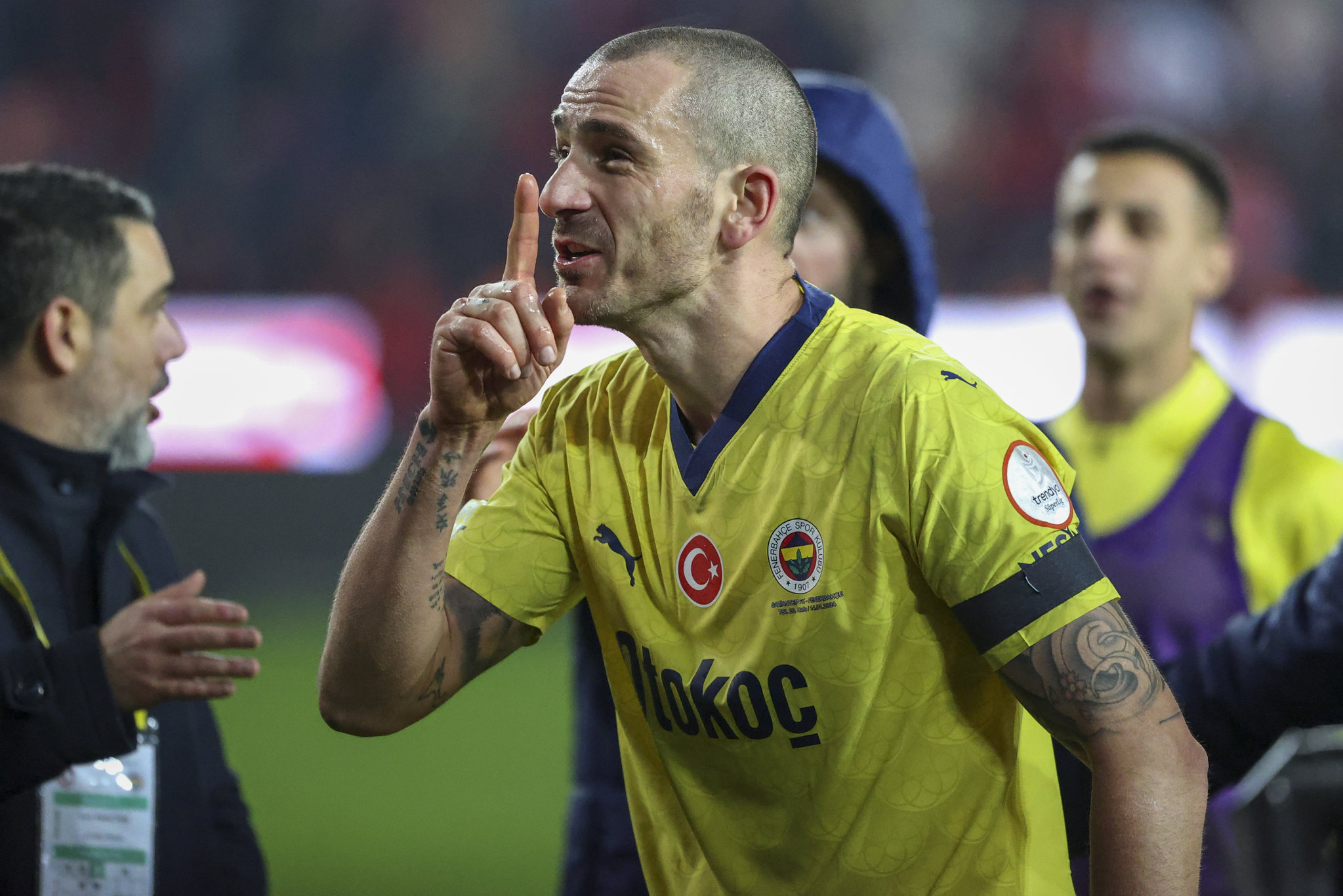 Eski Fenerbahçeli futbolcu Leonardo Bonucci’den Mourinho ve Osimhen açıklaması! İstediği sonuca...