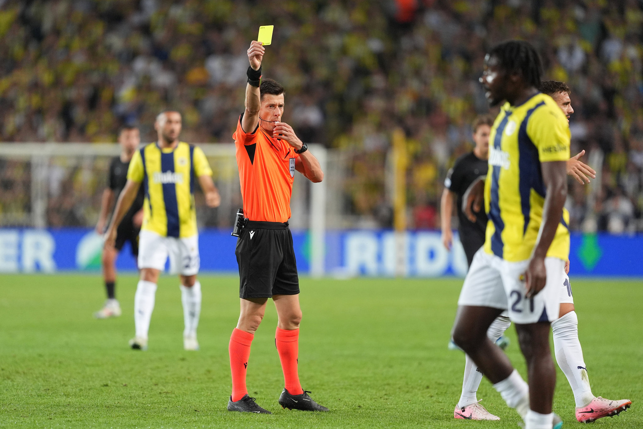 TRANSFER HABERİ | Fenerbahçe’de Osayi-Samuel bilmecesi sürüyor! Yeni sözleşme...