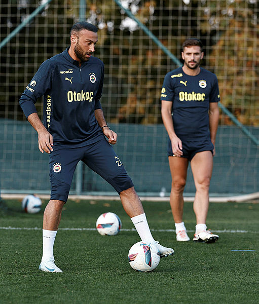 Fenerbahçe’de Cenk Tosun depremi!