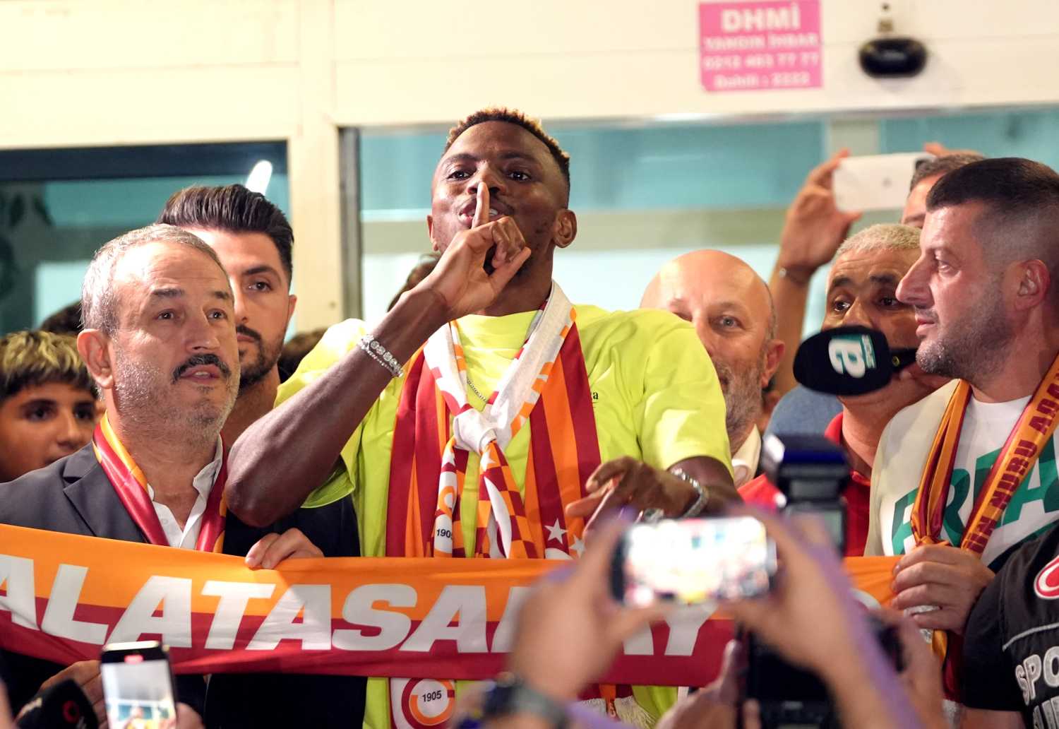 GALATASARAY HABERLERİ | Transferde flaş gelişme! Victor Osimhen devre arasında…