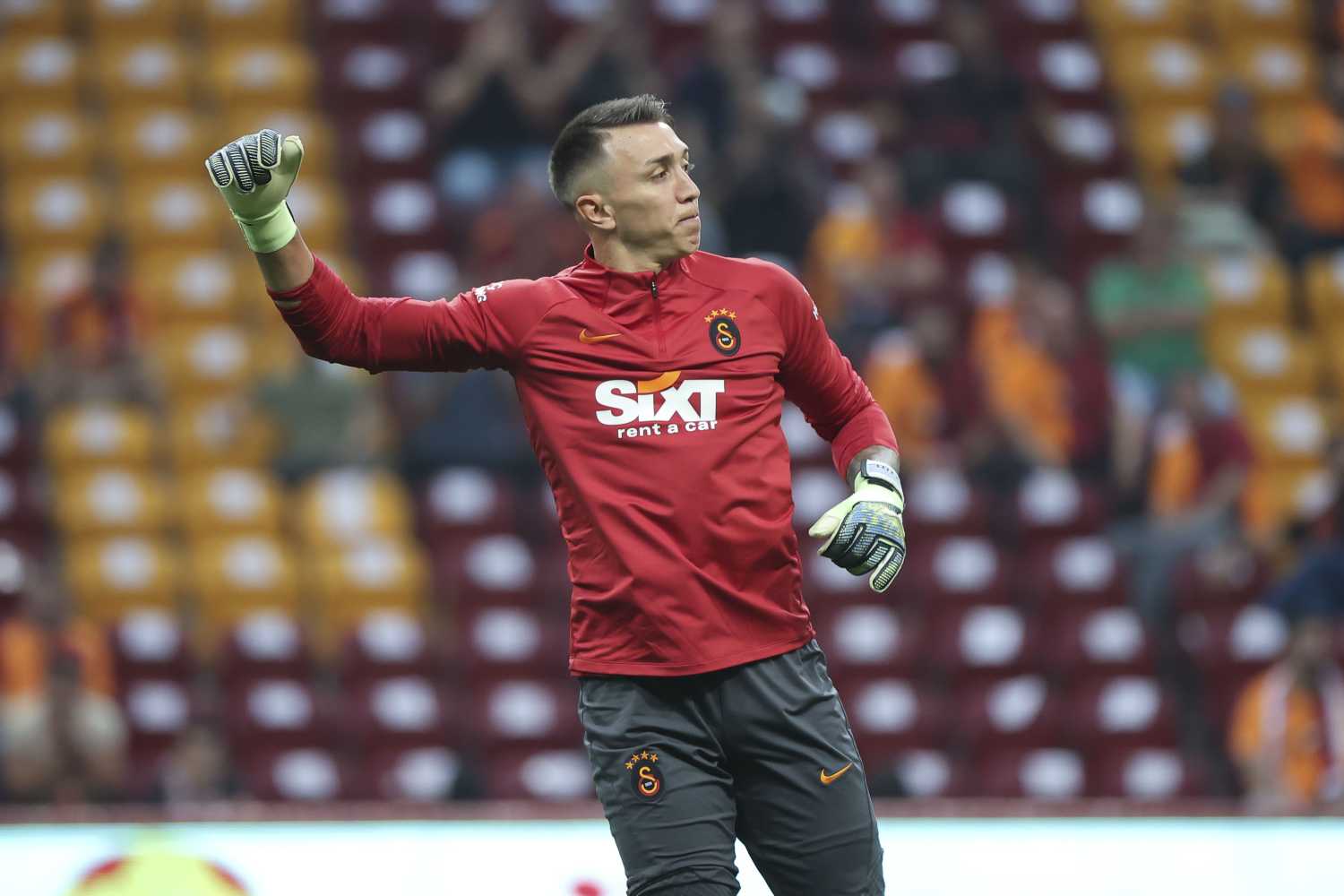 TRANSFER HABERLERİ | Galatasaray’dan Fransız kaleci operasyonu! Muslera’nın yerine...