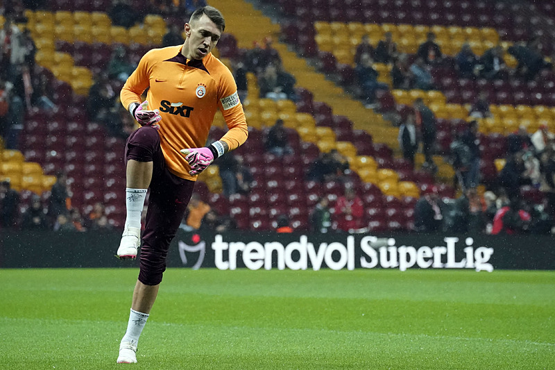 TRANSFER HABERLERİ | Galatasaray’dan Fransız kaleci operasyonu! Muslera’nın yerine...