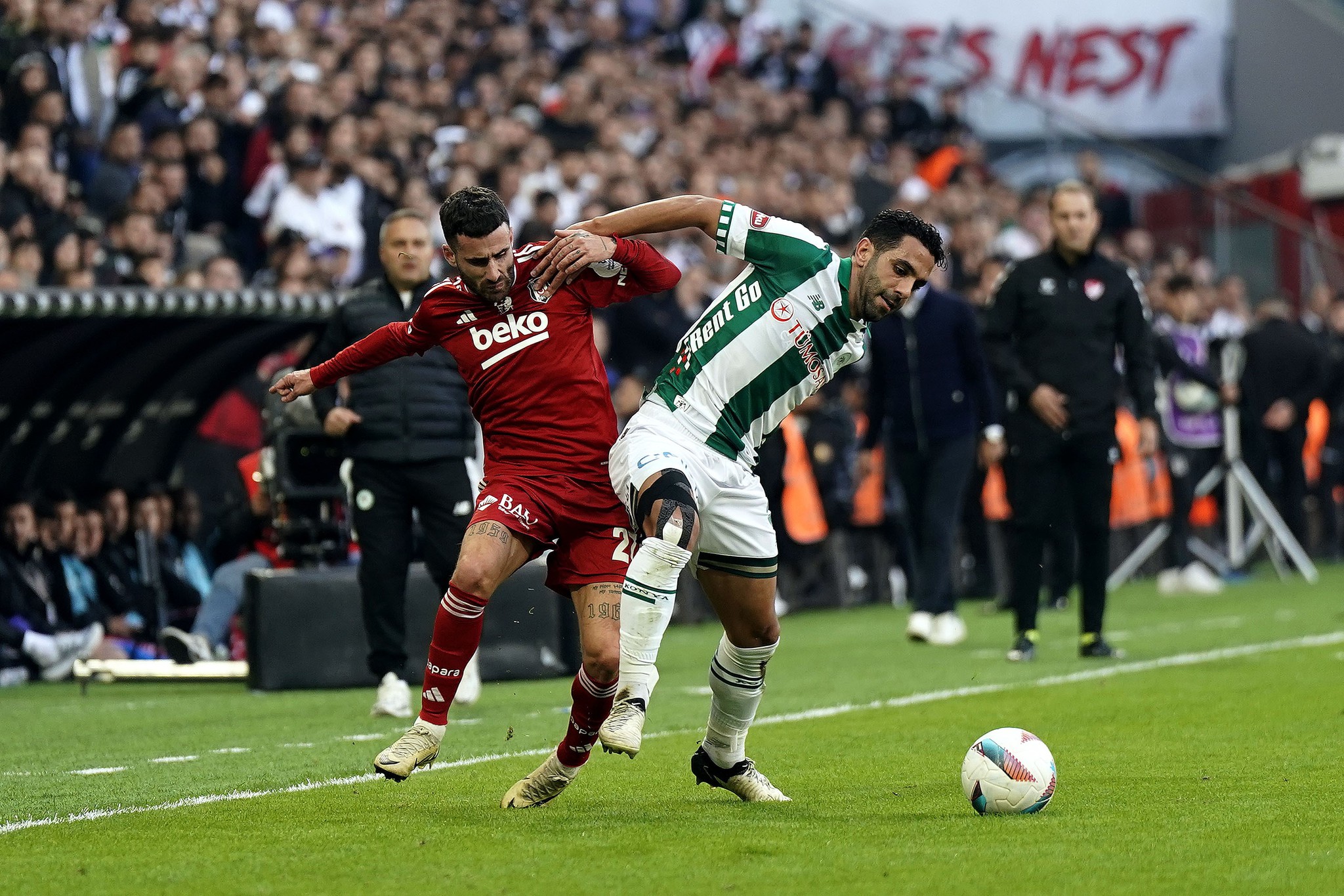 Giovanni van Bronckhorst kalecisini belirledi! İşte Beşiktaş’ın Lyon maçı muhtemel 11’i