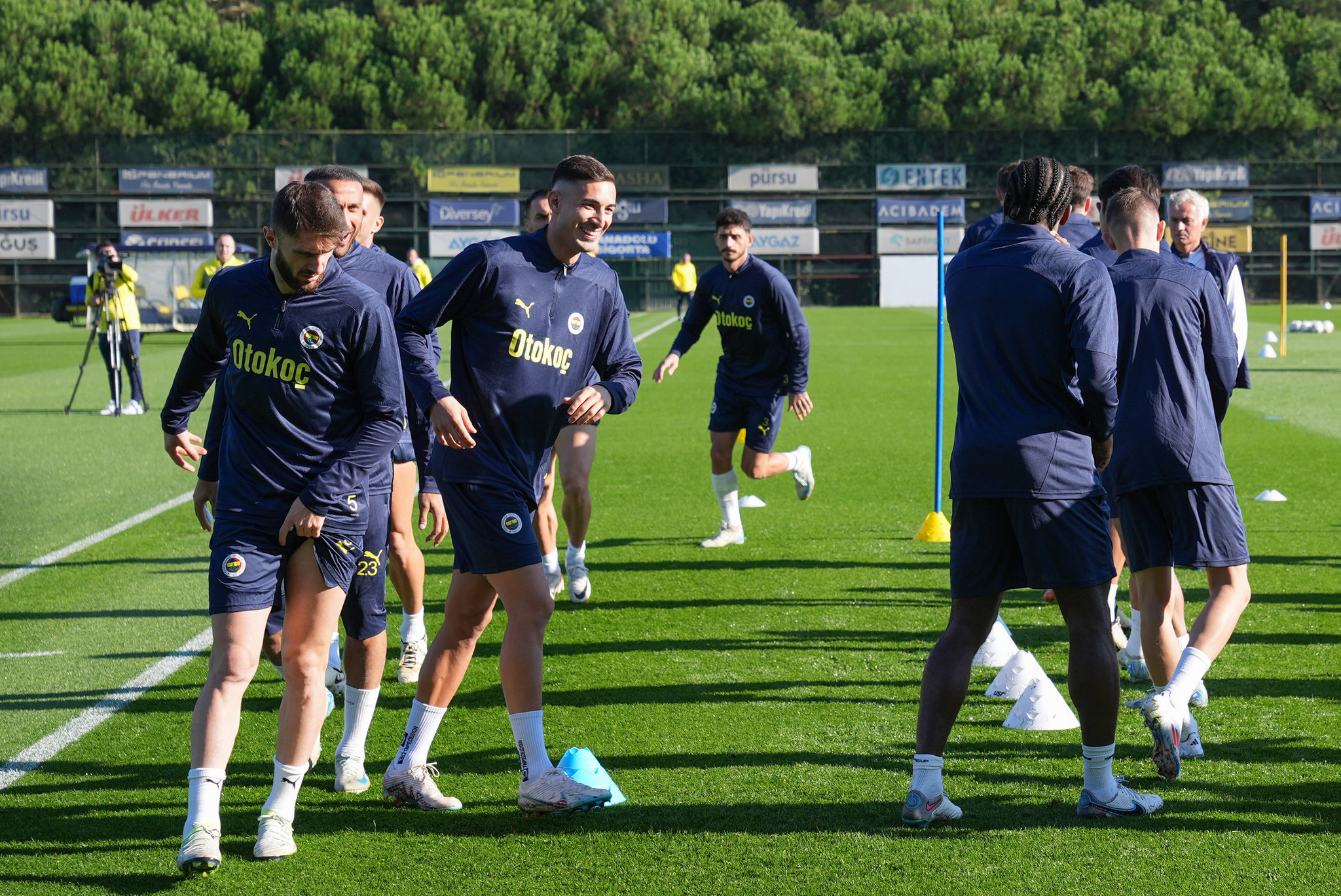 Fenerbahçe’nin yıldızına Atletico Madrid kancası! Teklifi kabul etti