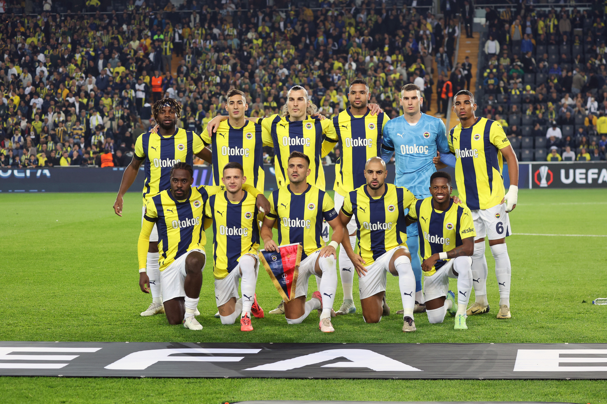 TRANSFER HABERİ: Fenerbahçeli yıldızın menajerinden şok açıklama! Galatasaray’dan teklif aldık