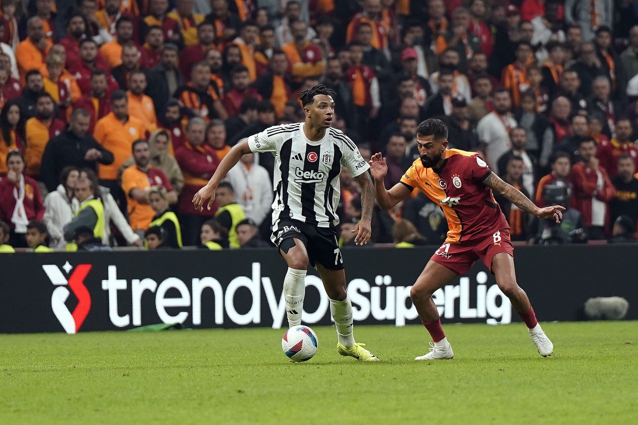 Galatasaray’a büyük müjde! Yıldız isim geri dönüyor