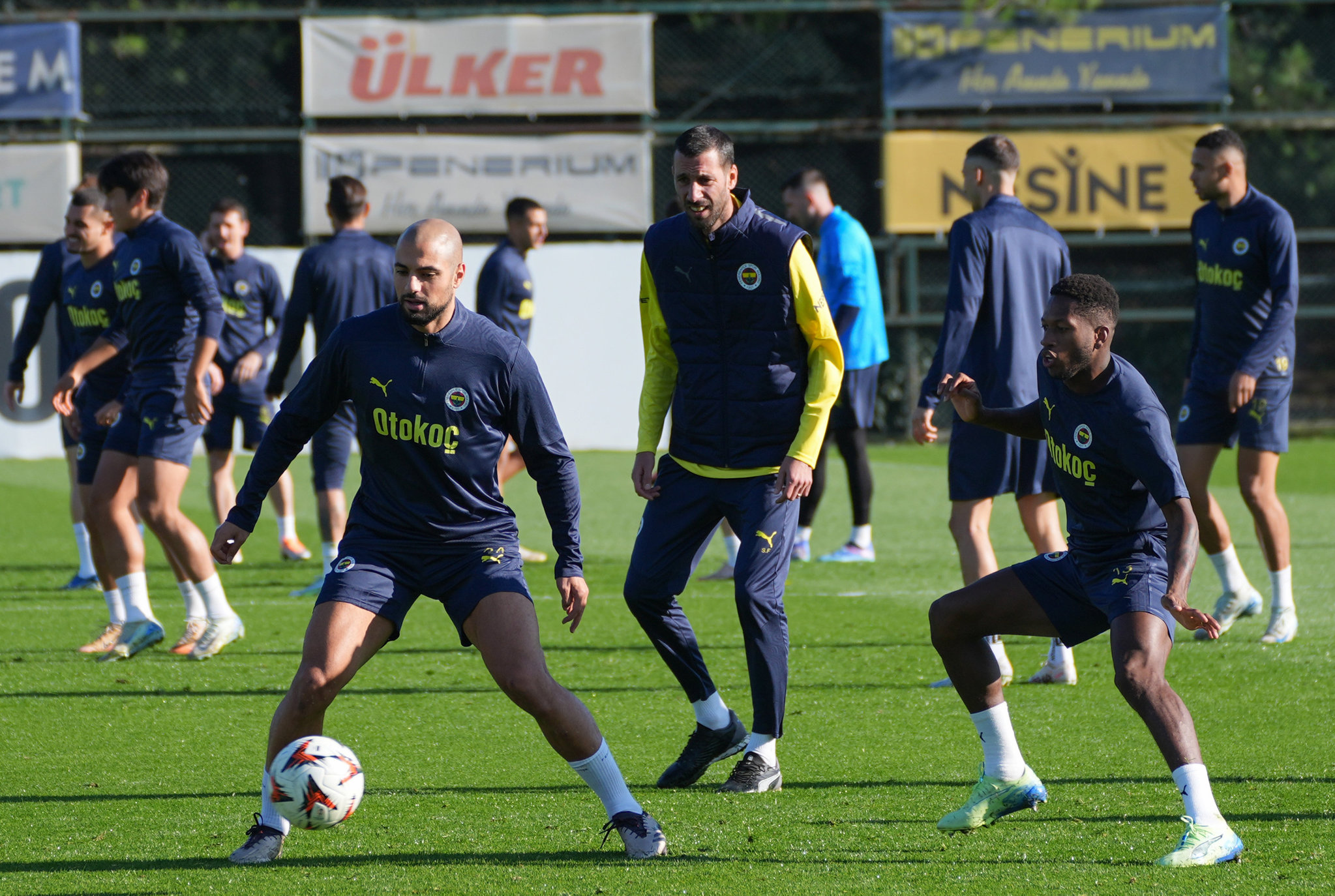 Fenerbahçe’de Mourinho şoku! İdmanda sakatlandı