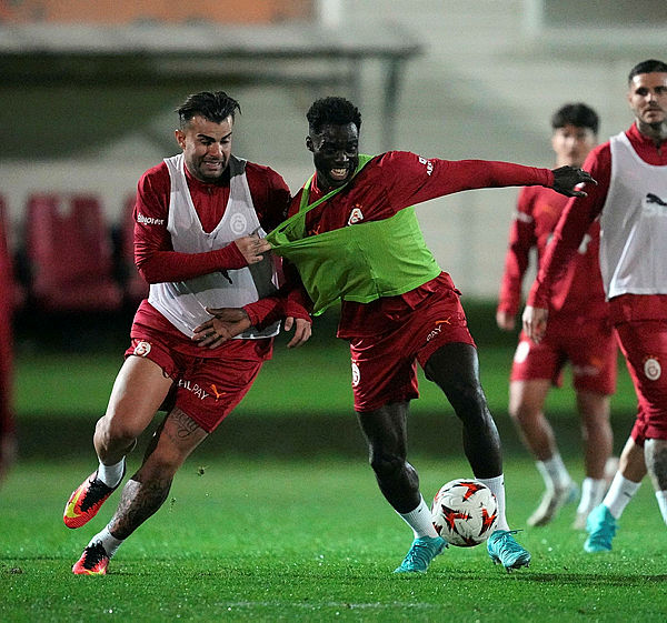 TRANSFER HABERİ | Victor Osimhen’in yakın arkadaşından Galatasaray’a Mohamed Salah müjdesi!