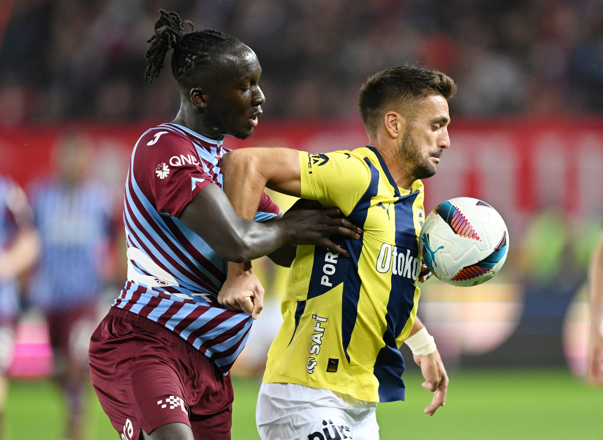 TRANSFER HABERİ: Fenerbahçe’de sürpriz imza! İrfan Can ve Osayi derken...