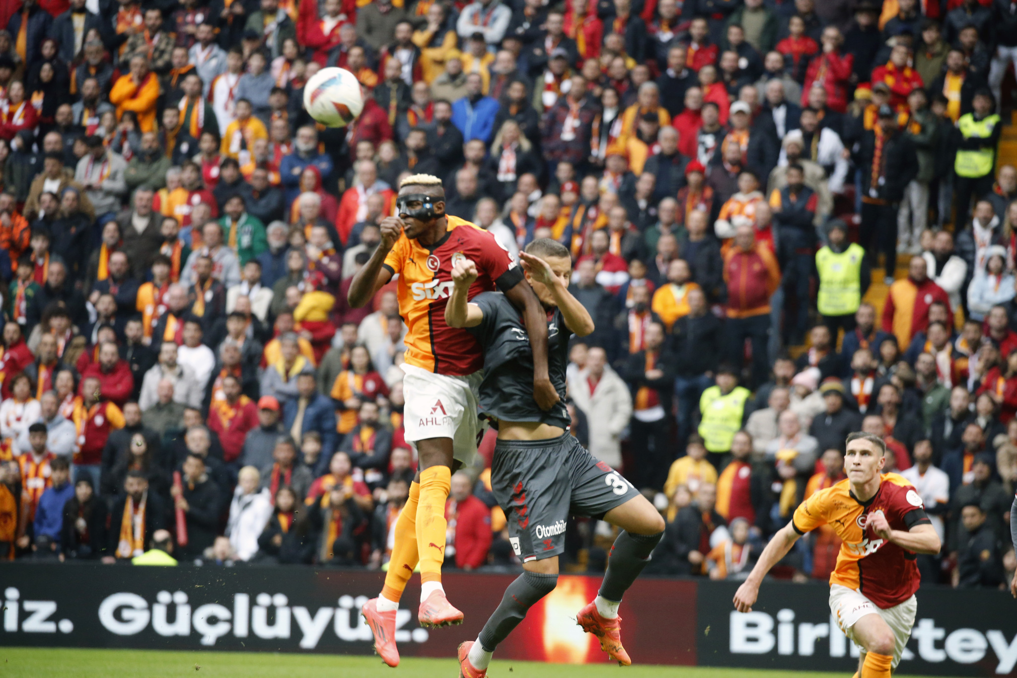 GALATASARAY HABERLERİ | Ahmet Çakar’dan flaş yorum! Uydurma bir penaltı...
