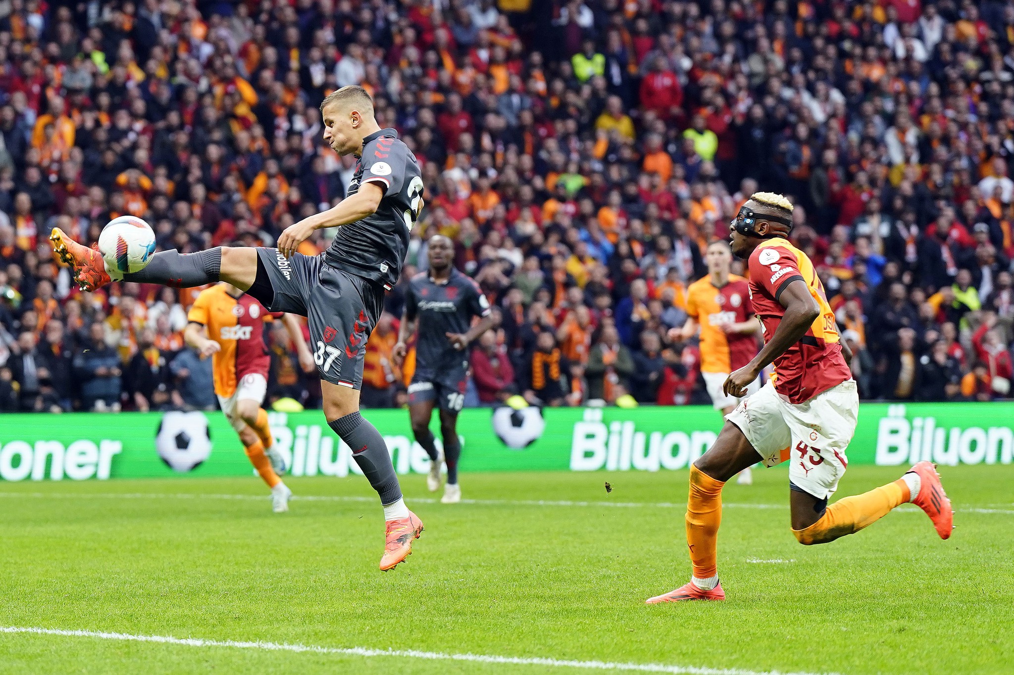 GALATASARAY HABERLERİ | Ahmet Çakar’dan flaş yorum! Uydurma bir penaltı...