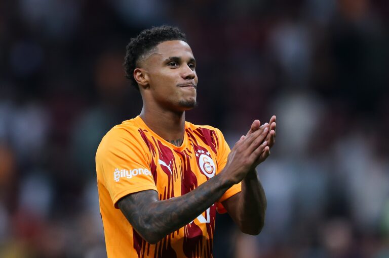 Galatasaray’da flaş Ismail Jakobs gelişmesi!