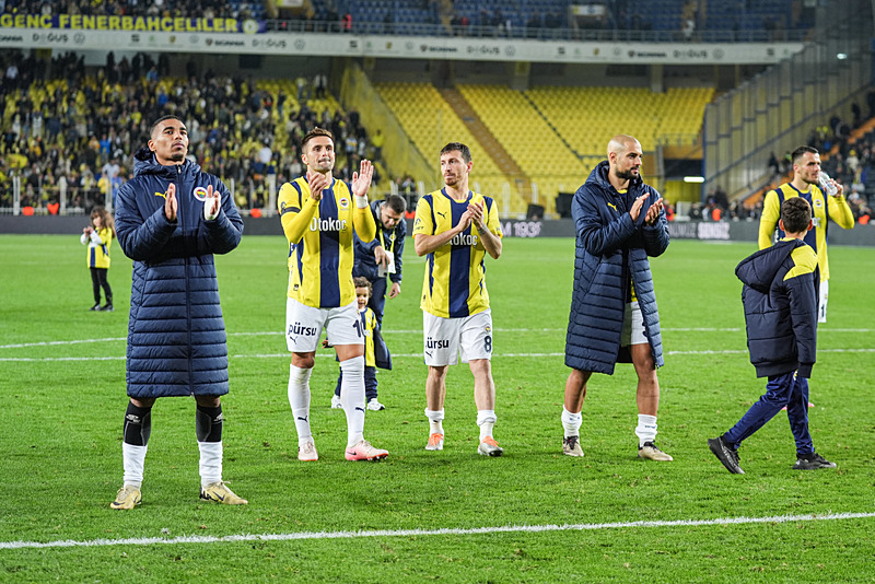 Fenerbahçe’de sol bek adayları belli oldu! İşte o liste