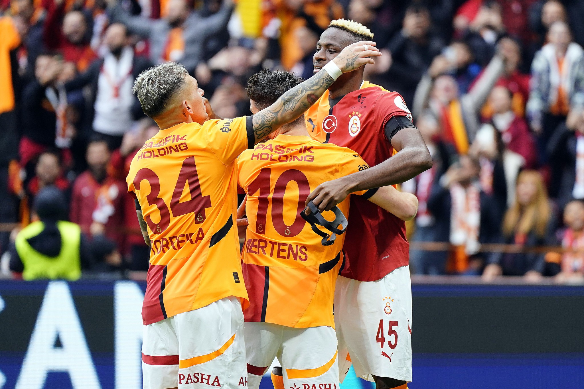 GALATASARAY HABERİ | Eski milli futbolcudan transfer çağrısı! Victor Osimhen’i alın