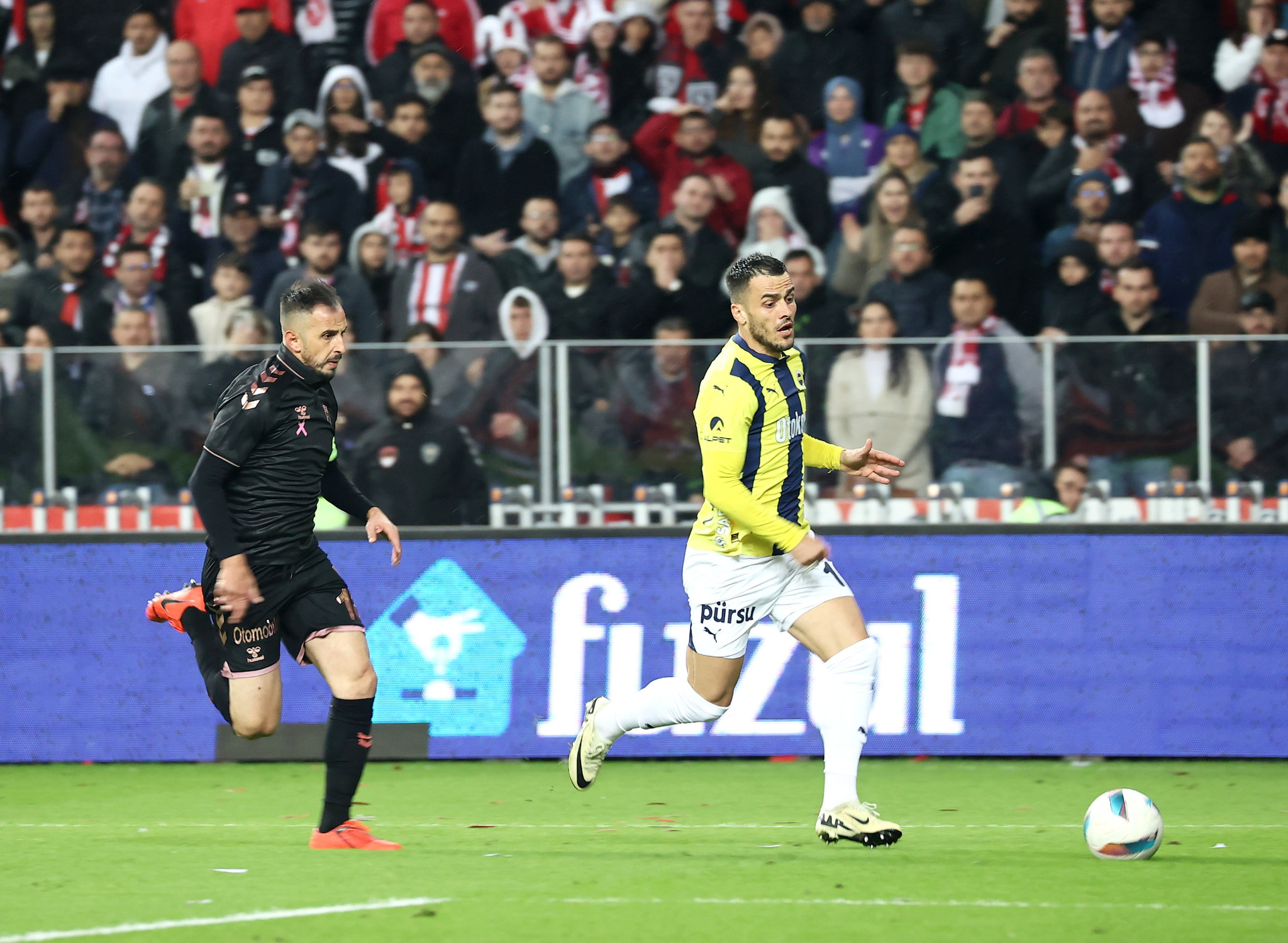 FENERBAHÇE HABERİ | Dusan Tadic’le 1 sene daha! İşte sözleşme şartları