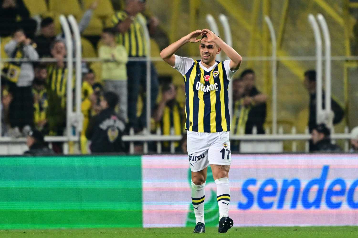 FENERBAHÇE TRANSFER HABERİ: İrfan Can Kahveci’de mutlu son! İşte sözleşme şartları