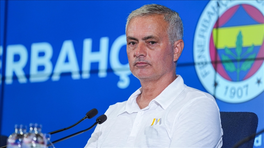 Jose Mourinho kolları sıvadı! İşte listesindeki 4 isim