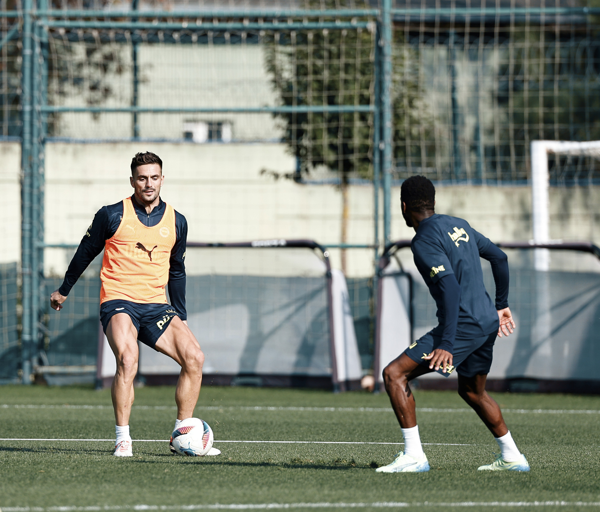 FENERBAHÇE HABERİ | İngiliz basını duyurdu! Jose Mourinho Premier Lig’e geri dönüyor