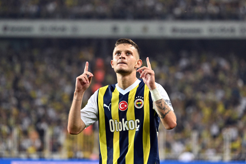 Fenerbahçe’de Szymanski’nin bonservisi belirlendi!