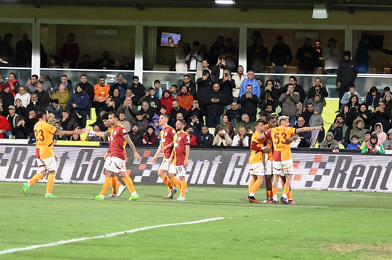 GALATASARAY HABERLERİ | Hakim Ziyech’in kaçırdığı golü sert eleştirdiler! Babaannem bile atardı