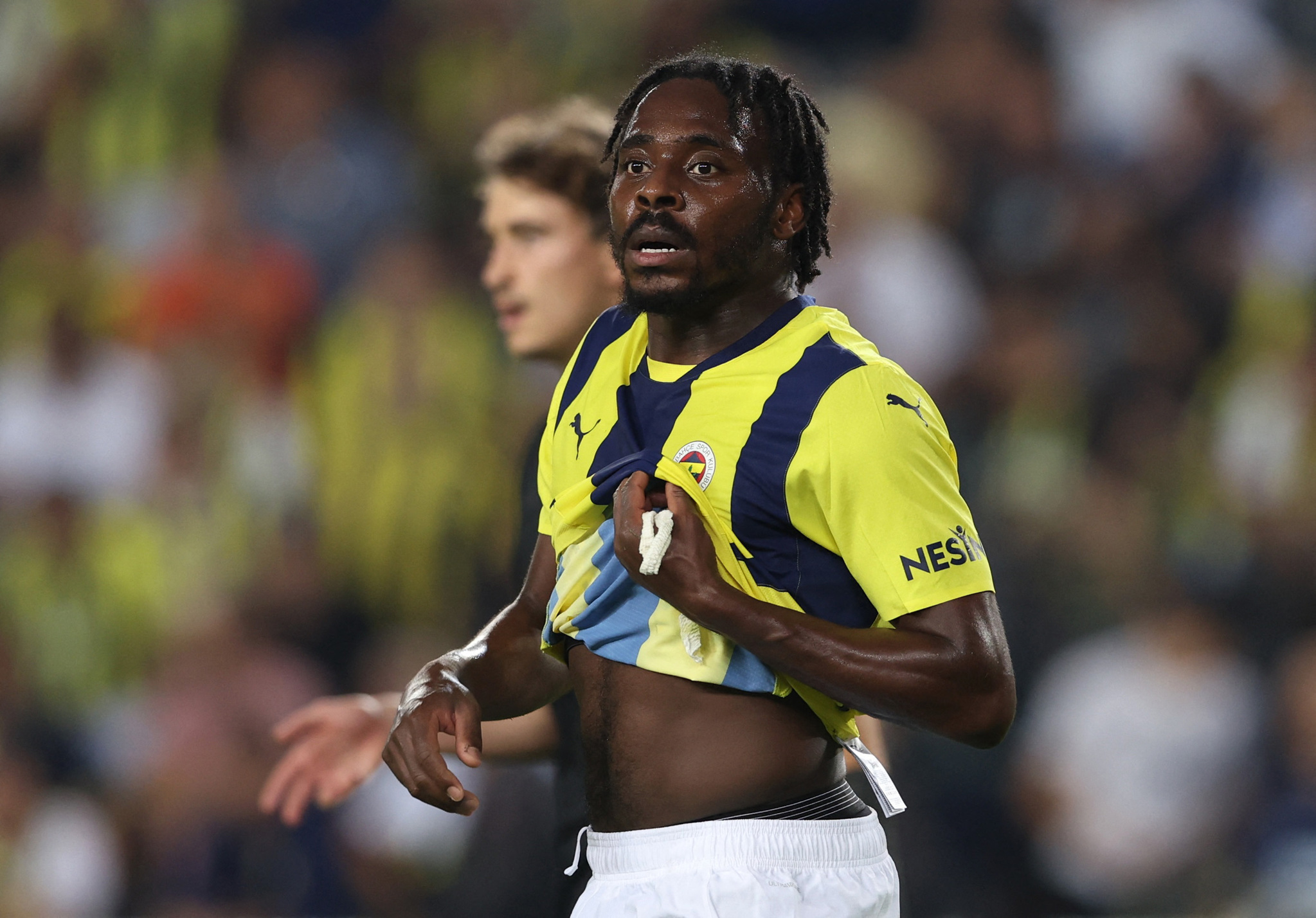 TRANSFER HABERLERİ | Osayi-Samuel’de Fenerbahçe’yi bekleyen tehlike! Ocak 2025’e kadar...