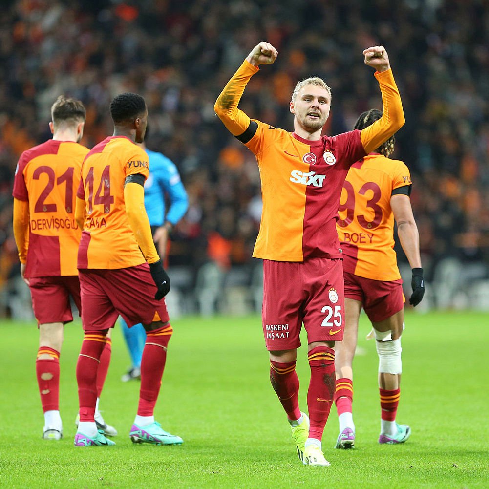 Galatasaray’da bir hikaye bitiyor! Okan Buruk’tan Nelsson ayrılığına onay!