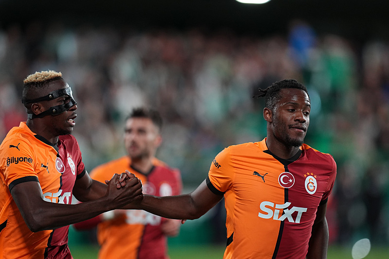 Lyon sözleşmesini feshetmek istiyordu! Galatasaray’dan Wilfried Zaha şartı