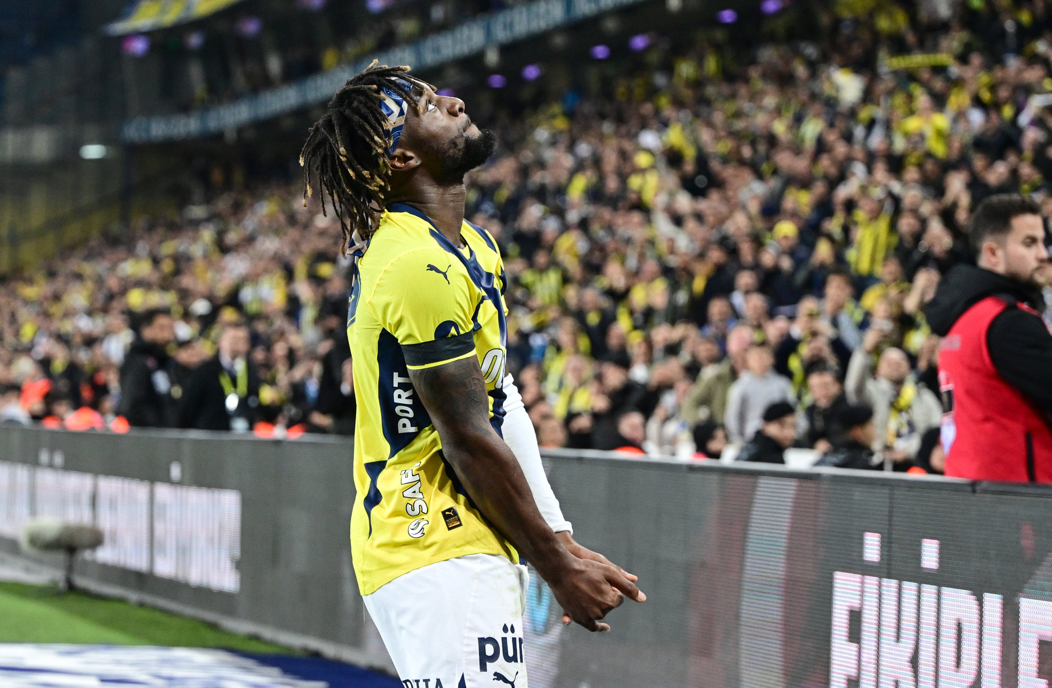 TRANSFER HABERİ: Fenerbahçe’de Allan Saint-Maximin krizi! Bunu kimse beklemiyordu