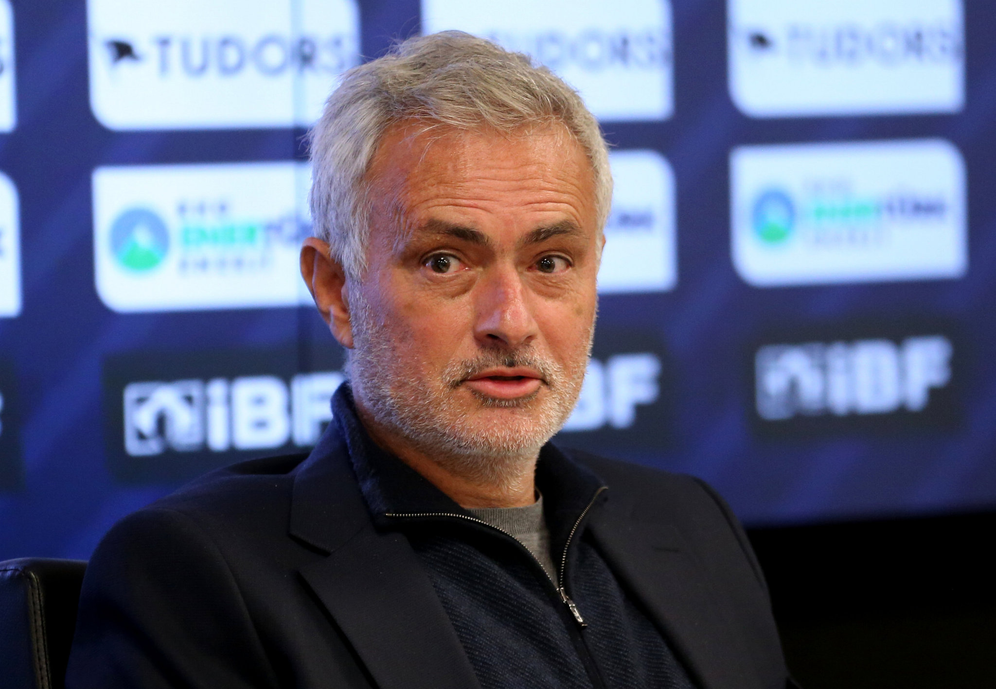 FENERBAHÇE HABERİ: İspanya’da flaş gelişme! Taraftarlar çıldırdı Jose Mourinho’yu istiyor