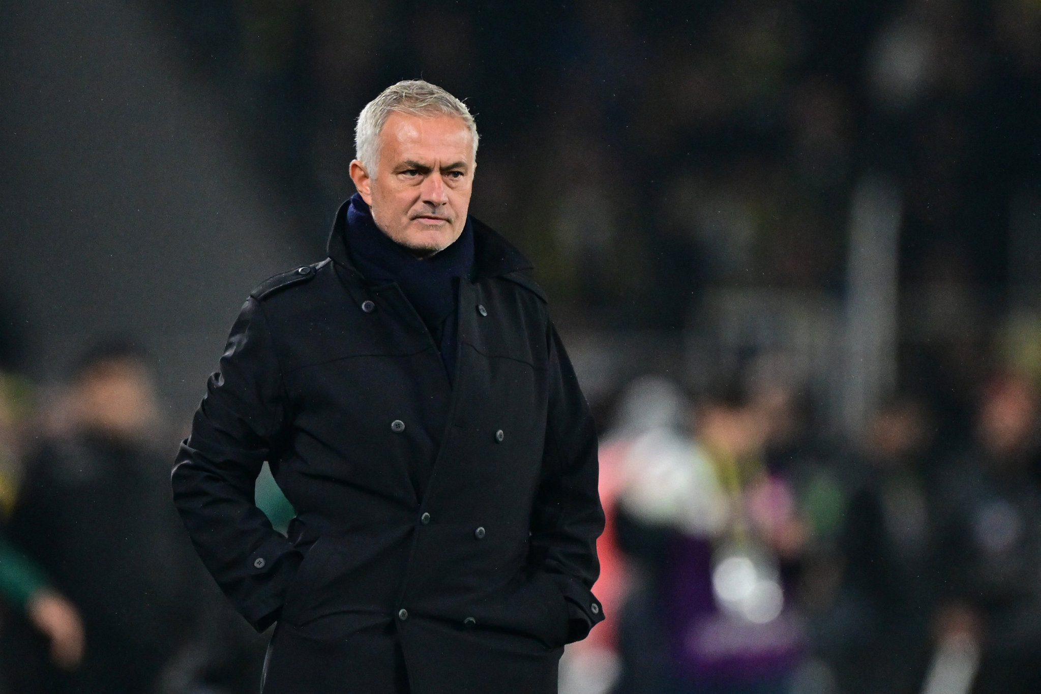 FENERBAHÇE HABERİ: İspanya’da flaş gelişme! Taraftarlar çıldırdı Jose Mourinho’yu istiyor