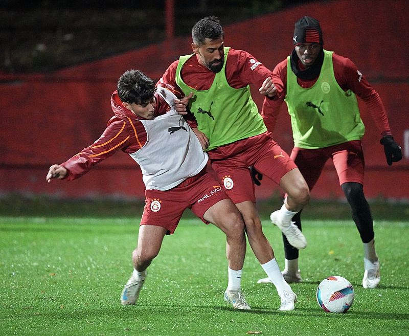 Galatasaray’a transferde büyük şok! Öyle bir engel çıktı ki...