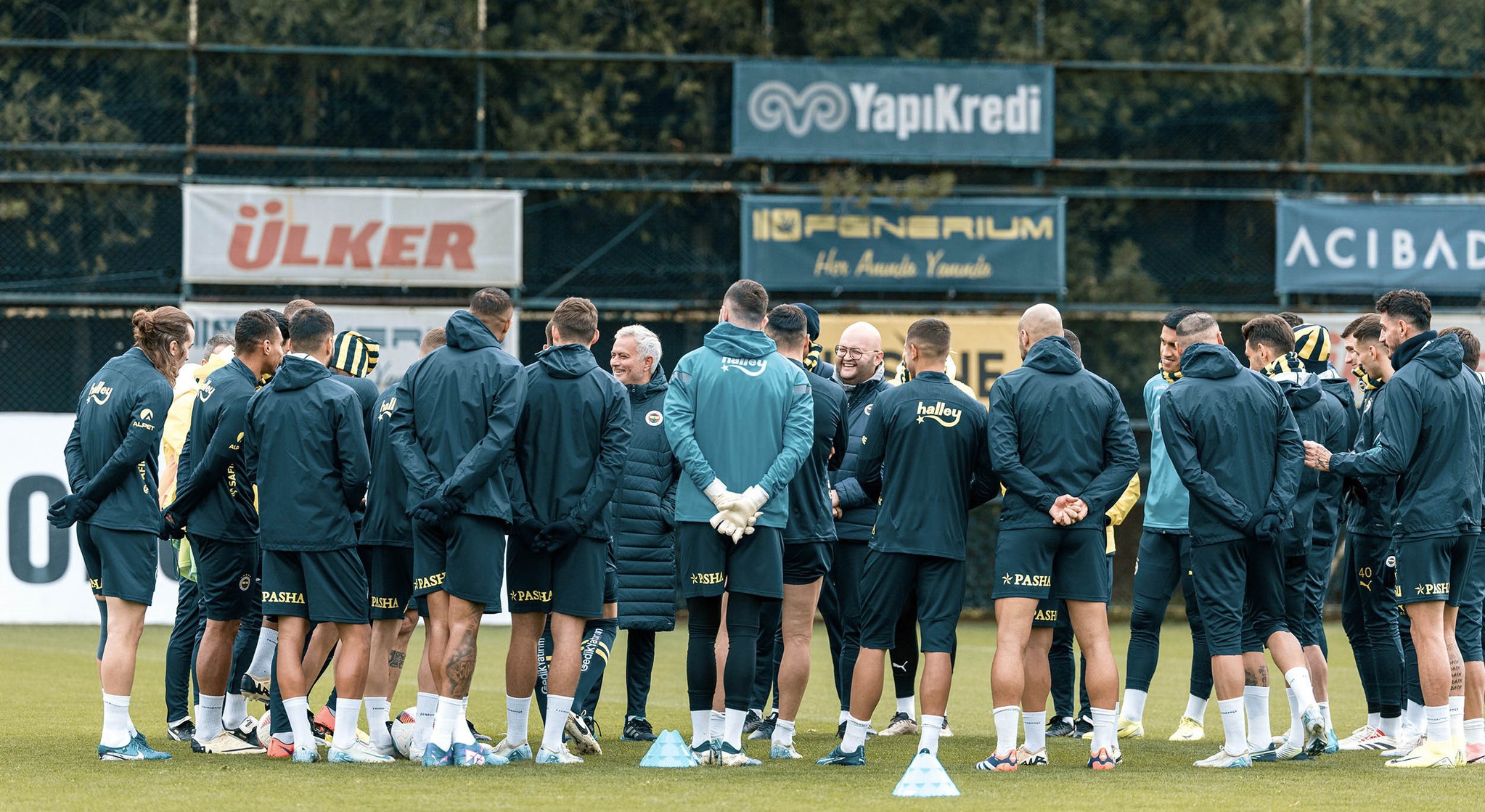 İşte Fenerbahçe’nin Beşiktaş maçı 11’i! Mourinho’dan sürpriz tercih