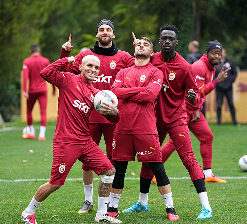 Galatasaray’ı transferde yıkan haber! Victor Osimhen...