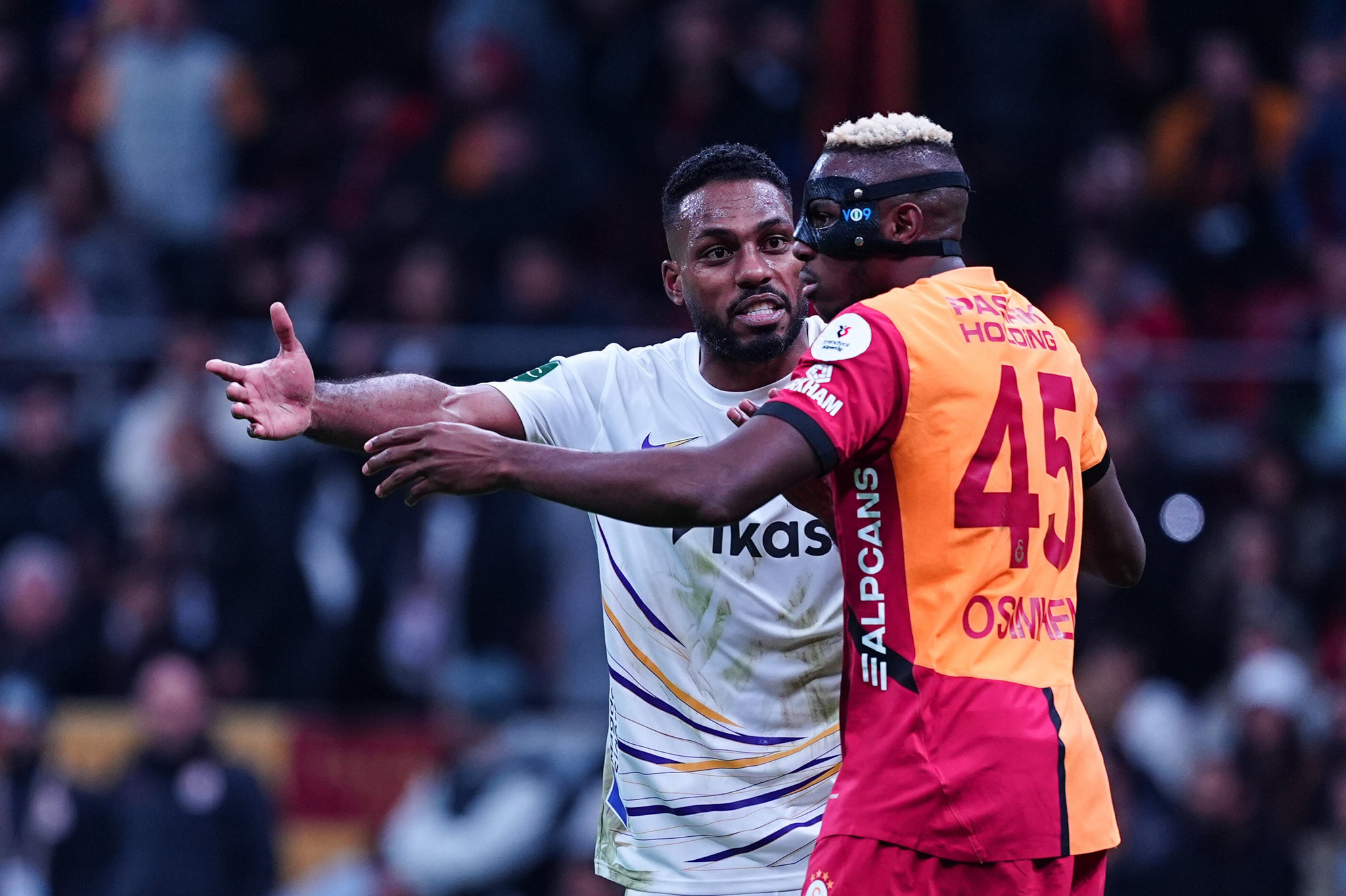 Okan Buruk’tan radikal karar! İşte Galatasaray’ın Sivasspor maçı 11’i